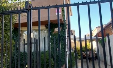 Precioso patio jardín, Umbrales de Buin, entrega inmediata