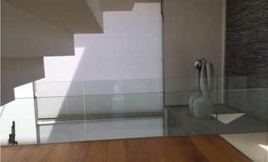 Moderna casa de diseño en Zona Iglesia. Espectaculares vistas Piscina.