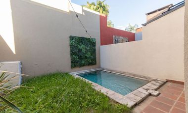 CASA EN BARRIO CANDIOTI CON COCHERA Y PILETA