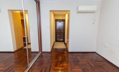CASA EN BARRIO CANDIOTI CON COCHERA Y PILETA