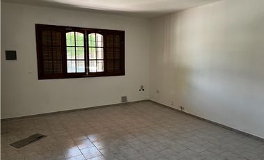 CASA ALQUILER LAS HERAS