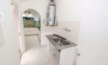 CHALET 4 AMBIENTES RECICLADO – LOS PINARES | Florisbelo 7200