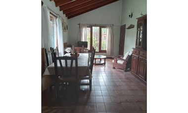 CASA EN OSTENDE