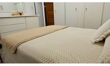 Casa en venta Buenos Aires 1004, 3 dorm + oficina, cocherA
