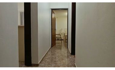 Casa en venta Buenos Aires 1004, 3 dorm + oficina, cocherA