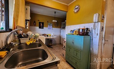 HERMOSA CASA ESQUINA CON PISCINA EN VILLA TRIANA, RANCAGUA