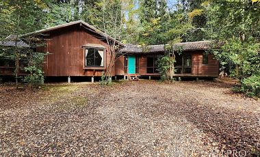 COMPLEJO TURISTICO DE CABAÑAS PLAYA BLANCA, CABURGUA