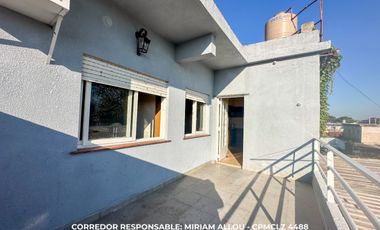Casa de 5 ambientes 144 m² en venta en Burzaco