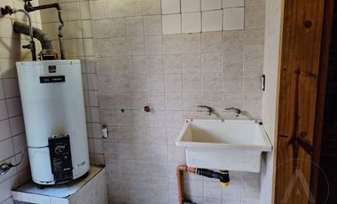 FINA PATAGONIA. Casa en alquiler c/ cochera en San Martin de los Andes