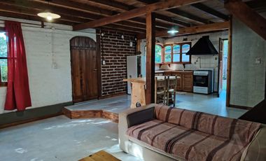 FINA PATAGONIA. Casa en alquiler c/ cochera en San Martin de los Andes