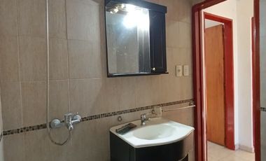 Departamento en alquiler en Isidro Casanova