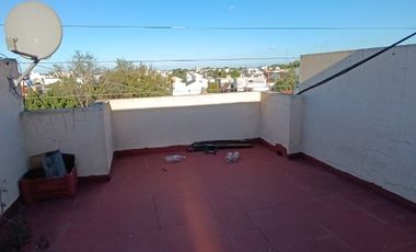 Departamento en alquiler en Isidro Casanova