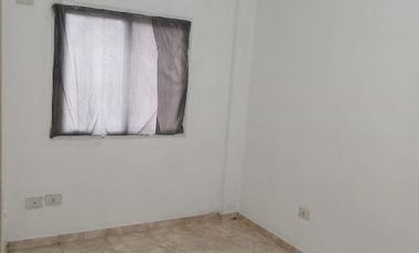 Departamento en alquiler en Isidro Casanova