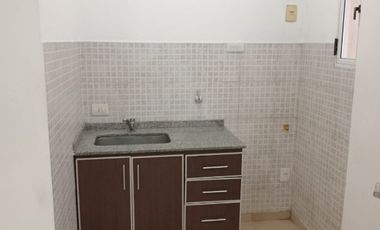 Departamento en alquiler en Isidro Casanova