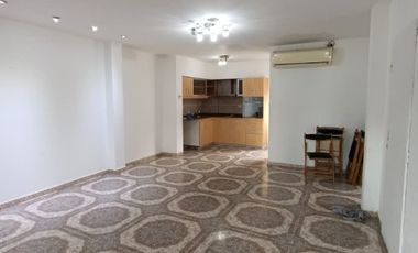 Departamento en alquiler en Isidro Casanova