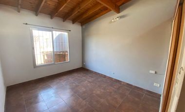 Duplex en alquiler en Isidro Casanova