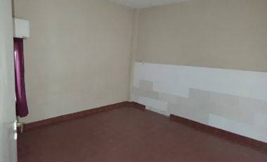 Departamento en alquiler en Isidro Casanova