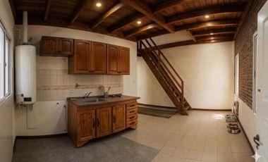 Alquiler de casa en Fátima 3 amb. con parrilla