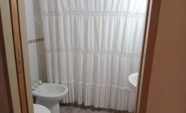 Venta Casa con Pileta Villa Elvira