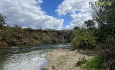 Parcela en Venta en 2,6 hectareas orilla de rio Blanco a solo 30 minutos de rio Negro y 14 minutos de Riachuelo
