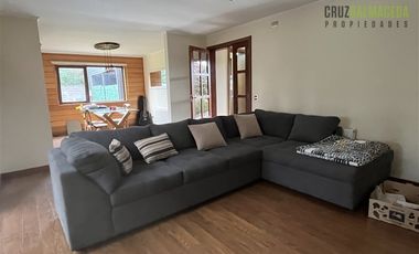 Casa en Arriendo en Condominio Las Pataguas