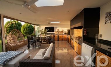 Casa en Venta en camino del refugio cHAMISERO