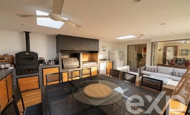 Casa en Venta en camino del refugio cHAMISERO