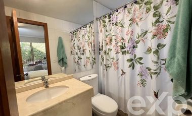 Casa en Venta en camino del refugio cHAMISERO