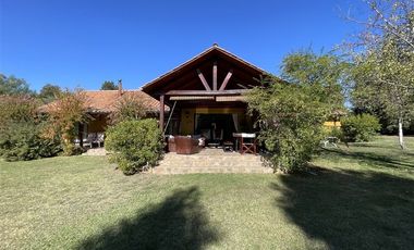 Casa en Venta en lomas de rauquen