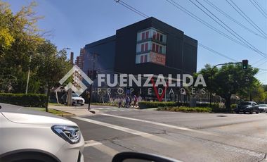 Local Comercial en Arriendo en Metro Manquehue