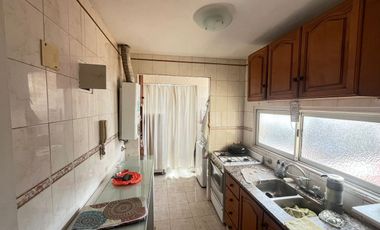 ALQUILER DEPTO. 4 AMBIENTES CON COCHERA-MIRAMAR