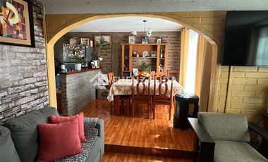 Casa en Venta en Las uvas y el viento/pasaje Sotaqui