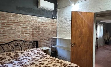 VENTA CASA QUINTA EN EL RIO CON PILETA.-