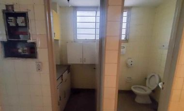 ALQUILER LOCAL CON OFICINAS EN MICROCENTRO