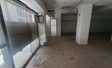 ALQUILER LOCAL CON OFICINAS EN MICROCENTRO