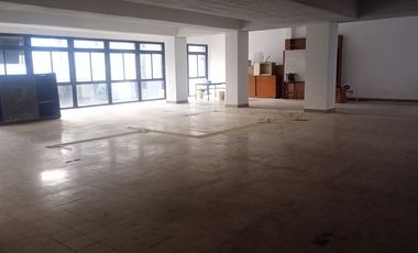 ALQUILER LOCAL CON OFICINAS EN MICROCENTRO