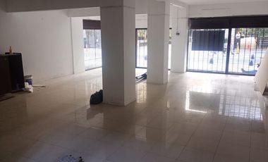 ALQUILER LOCAL CON OFICINAS EN MICROCENTRO