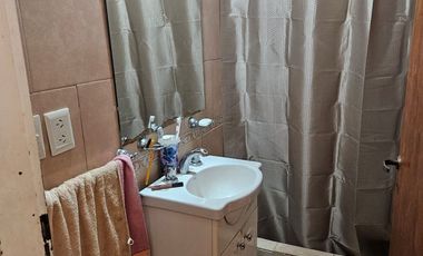 VENTA DE CASA DUPLEX  EN MONTE GRANDE