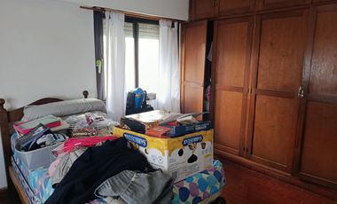 CASA VENTA 5 AMBIENTES LUIS GUILLON APTA CREDITO