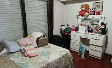 CASA VENTA 5 AMBIENTES LUIS GUILLON APTA CREDITO