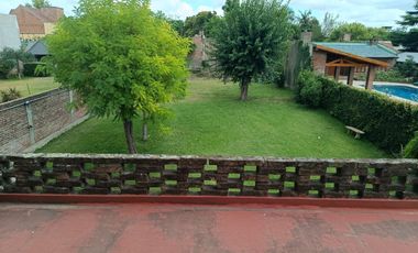 CASA VENTA 5 AMBIENTES LUIS GUILLON APTA CREDITO