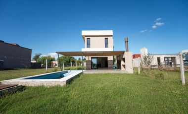 CASA VENTA GORINA 3/4 DORMITORIOS PARQUE PILETA