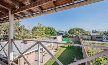 Casa 2 Dorm c/ Parque y Parrilla – Guernica