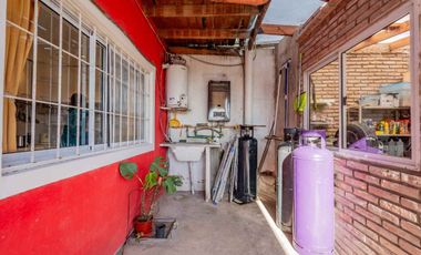 Casa 2 Dorm c/ Parque y Parrilla – Guernica