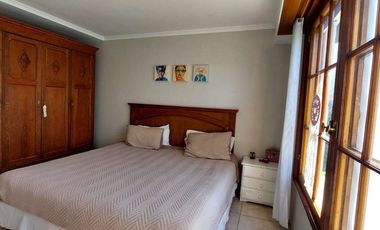 VENTA EXCELENTE CASA 4 AMB, QUINCHO Y PARQUE,VIDAL