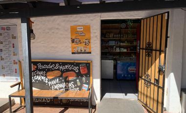 SE ARRIENDA LOCAL MANQUEHUE / COLON