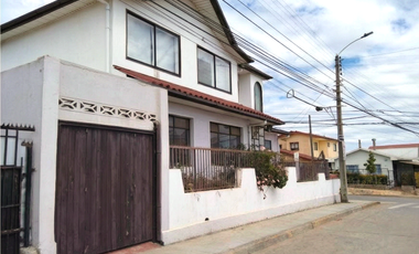 SE VENDE CASA EN VIÑA DEL MAR MIRAFLORES ALTO