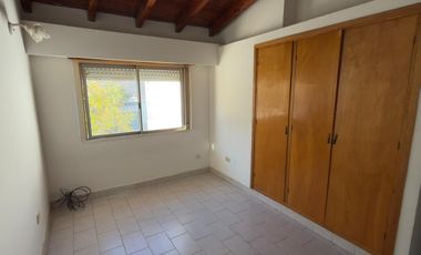 Departamento tipo Dúplex de 2 Dormitorios con Cochera