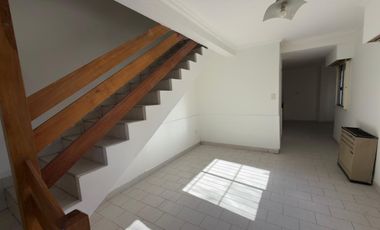 Departamento tipo Dúplex de 2 Dormitorios con Cochera