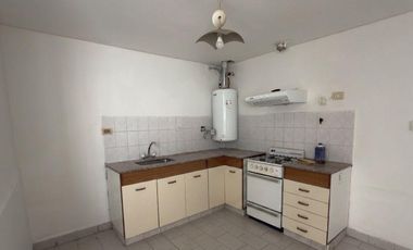 Departamento tipo Dúplex de 2 Dormitorios con Cochera